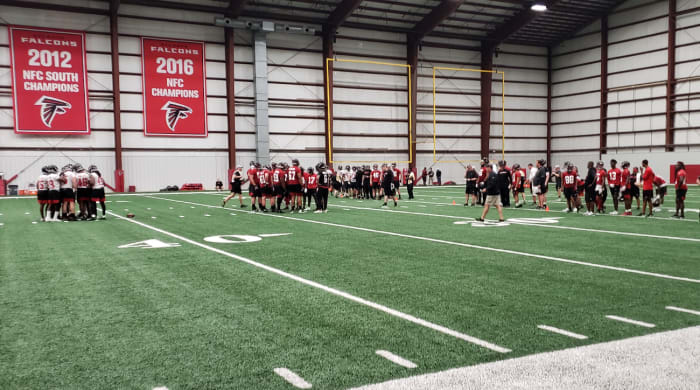 falcons-rookie-camp-indoor-walkthru.jpg